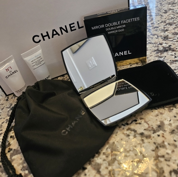 NIB Chanel Bundle💥 Full Inclusion - Picture 4 of 11